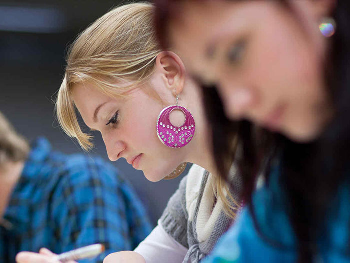 无限发短信验证码软件